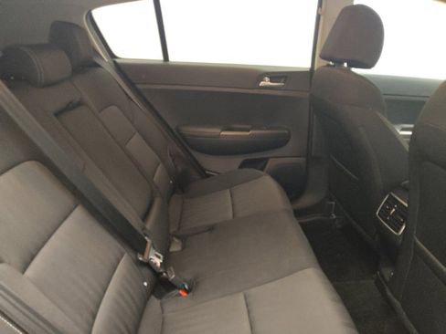 Used 2020 Kia Sportage LX FWD image 19
