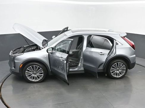 Used 2024 Cadillac XT4 Premium Luxury FWD image 61