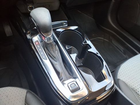 Used 2024 Chevrolet Trax LT w/ Driver Confidence Package image 14