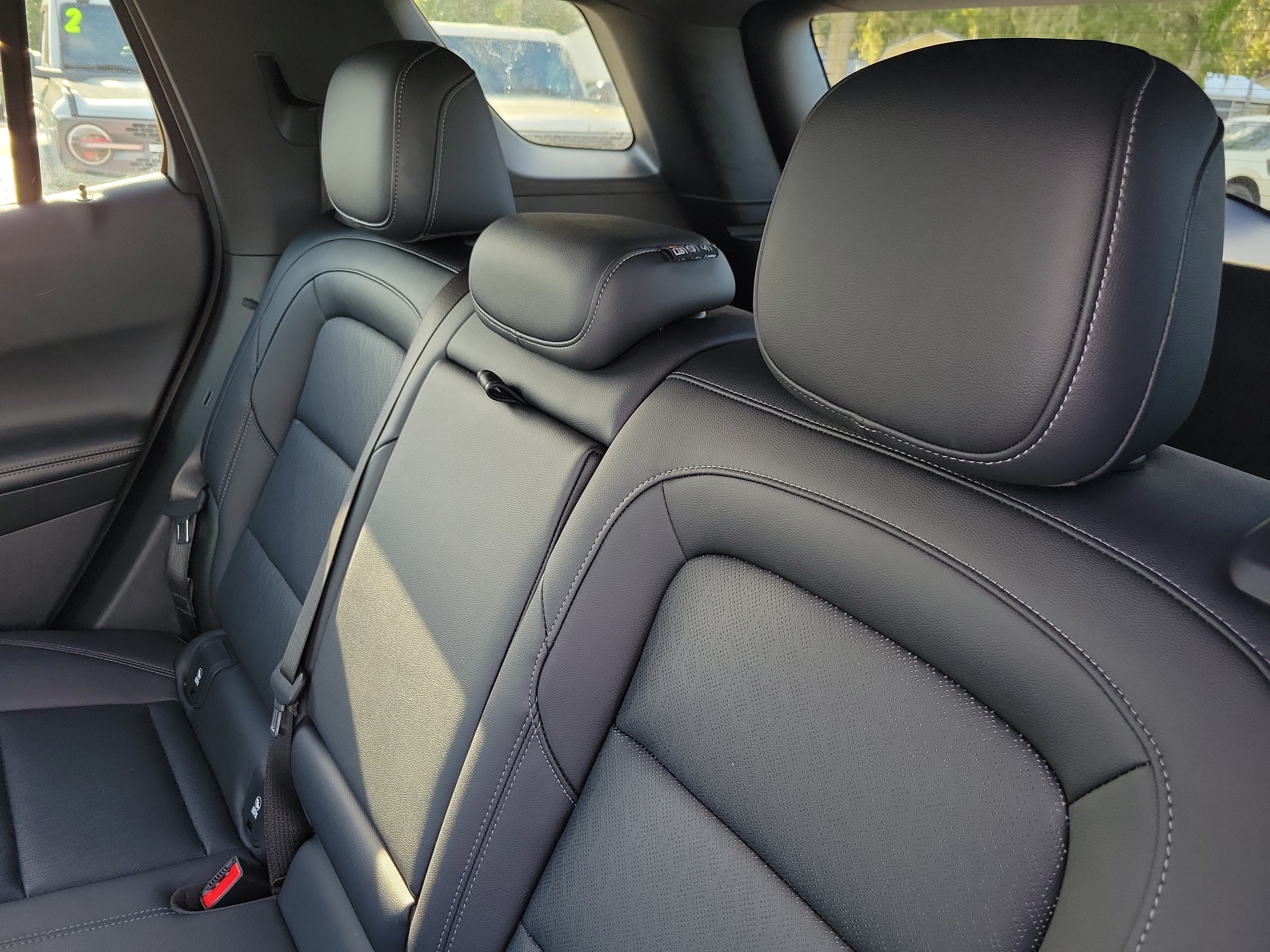 Used 2025 Chevrolet Equinox LT w/ Convenience Package II FWD image 19