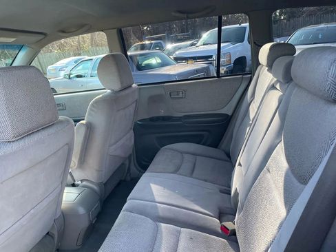 Used 2003 Toyota Highlander 2WD image 7