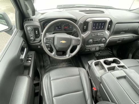 Used 2023 Chevrolet Silverado 1500 W/T w/ Trailering Package AWD/4WD image 13