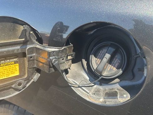 Used 2010 Lexus RX 450h AWD image 36