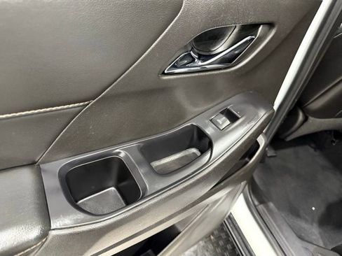 Used 2021 Chevrolet Traverse RS image 22