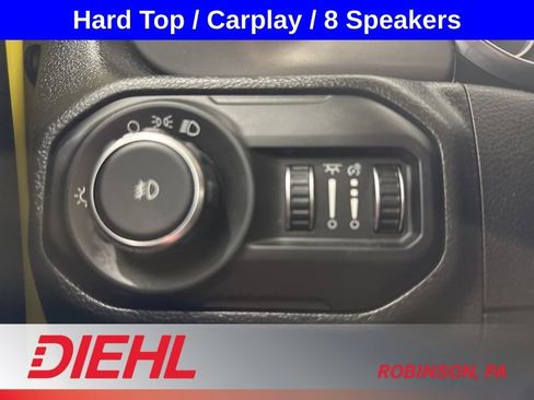 Used 2022 Jeep Wrangler Sport AWD/4WD image 18