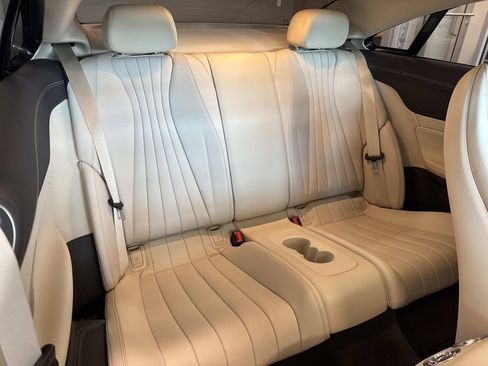 Used 2022 Mercedes-Benz E 450 E 450 image 9