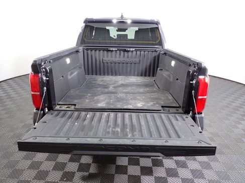 Used 2025 Toyota Tacoma TRD Sport image 16