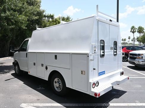 New 2025 Chevrolet Express 3500 w/ Power Convenience Package RWD image 3