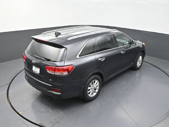 Used 2018 Kia Sorento AWD image 17