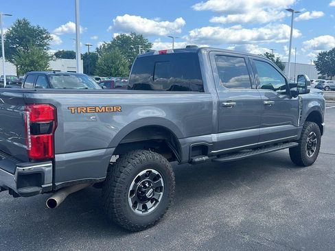Used 2024 Ford F250 Lariat w/ Tremor Off-Road Package AWD/4WD image 5