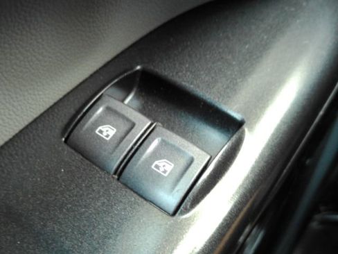 Used 2022 Chevrolet Colorado W/T w/ WT Convenience Package image 32