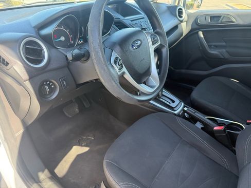 Used 2019 Ford Fiesta SE image 16