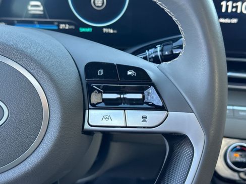 Used 2025 Hyundai Elantra SEL w/ Cargo Package image 26