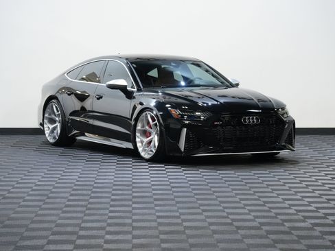 Used 2022 Audi RS 7 Sportback AWD/4WD image 5