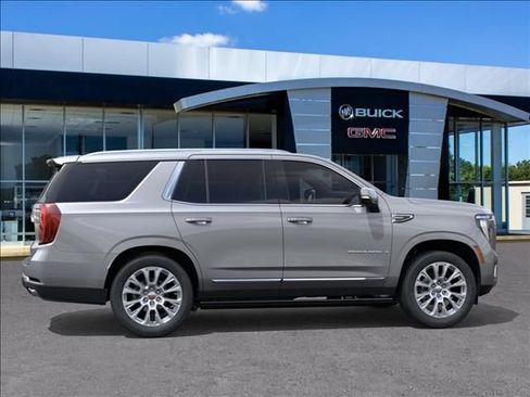 New 2026 GMC Yukon Denali w/ Denali Reserve Package AWD/4WD image 5