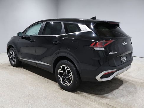 Used 2024 Kia Sportage LX image 4