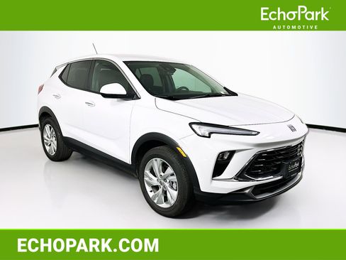 Used 2025 Buick Encore GX Preferred FWD image 1