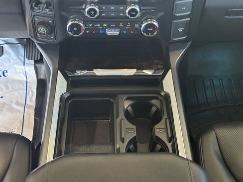 Used 2024 Ford F250 Lariat w/ Lariat Ultimate Package AWD/4WD image 28