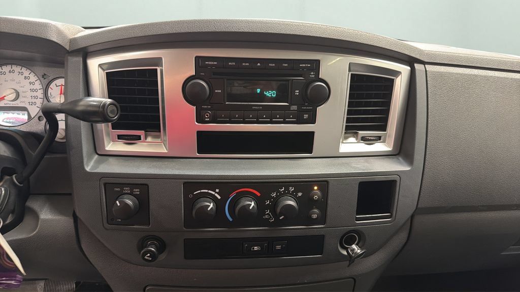 Used 2008 Dodge Ram 2500 Truck SLT w/ Trailer Tow Group AWD/4WD image 11