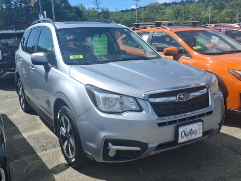 Used 2018 Subaru Forester 2.5i Limited AWD/4WD image 3