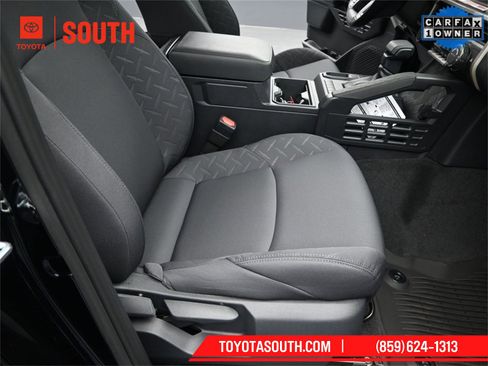 Used 2025 Toyota Tacoma SR w/ SR Upgrade Package image 31