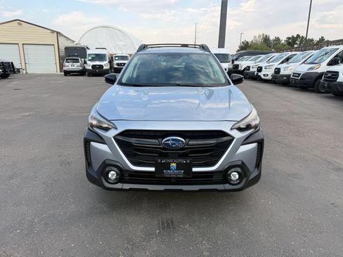 Used 2023 Subaru Outback Onyx Edition AWD/4WD image 10