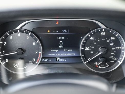 Used 2024 Nissan Frontier SV image 21