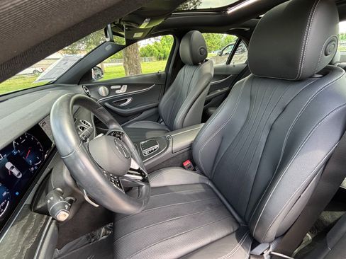 Used 2022 Mercedes-Benz E 350 4MATIC Sedan image 12
