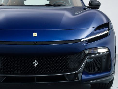 Certified 2024 Ferrari Purosangue image 13