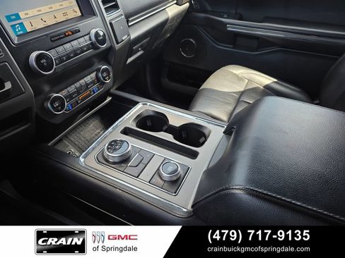 Used 2019 Ford Expedition XLT w/ Equipment Group 202A AWD/4WD image 19