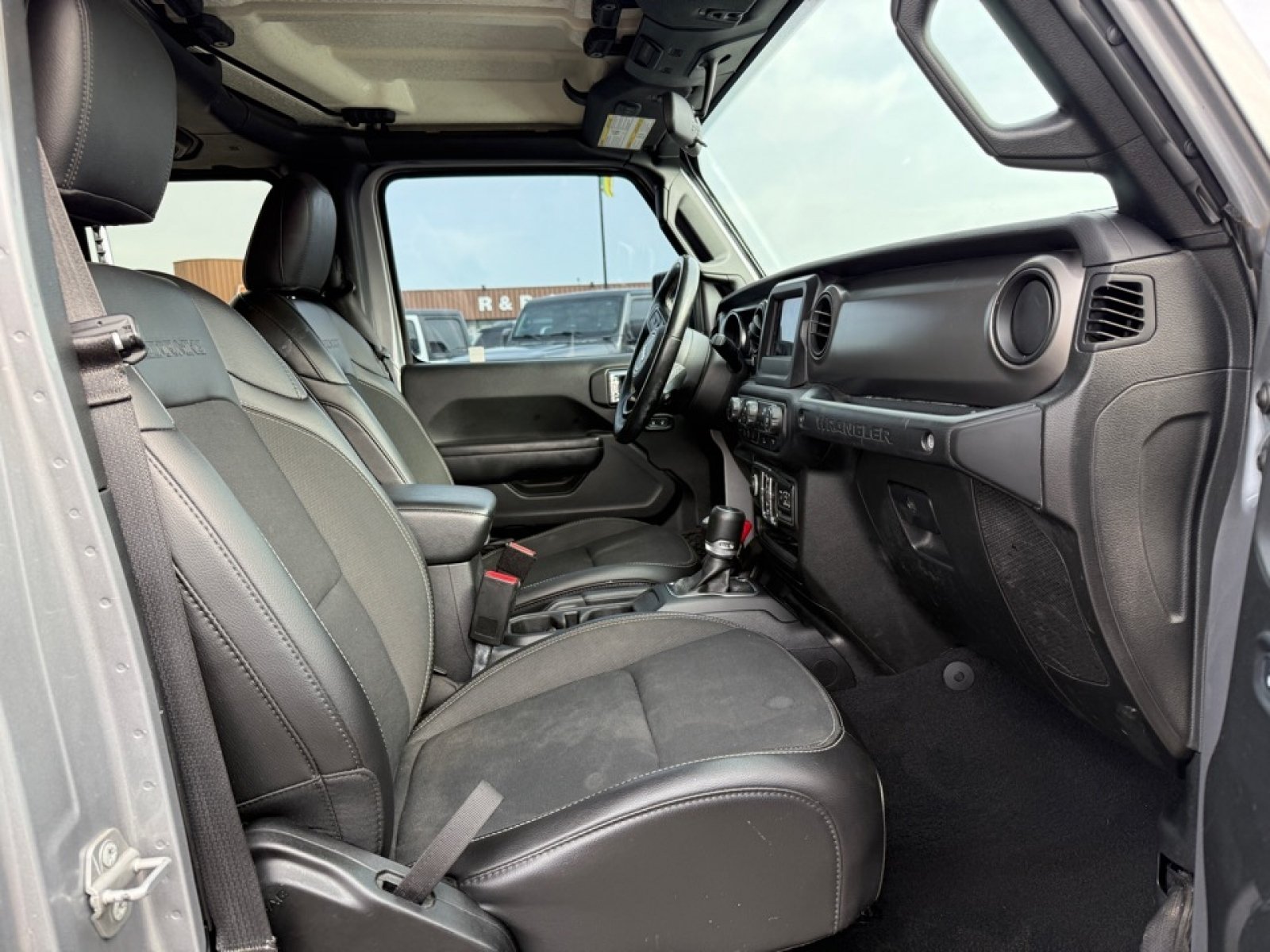 Used 2021 Jeep Wrangler Unlimited Sport AWD/4WD image 24