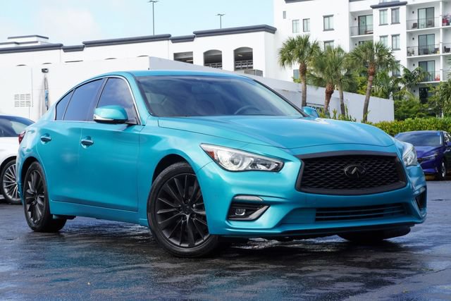 Used 2019 INFINITI Q50 Luxe w/ Essential Package (3.0T Luxe) AWD/4WD image 3