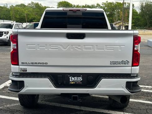 Used 2024 Chevrolet Silverado 2500 High Country w/ High Country Premium Package AWD/4WD image 5