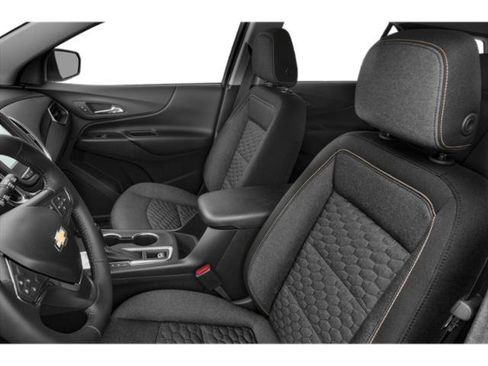Used 2021 Chevrolet Equinox LT AWD/4WD image 12