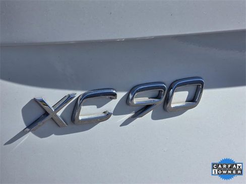 Used 2021 Volvo XC90 T8 Inscription Expression w/ Climate Package image 37