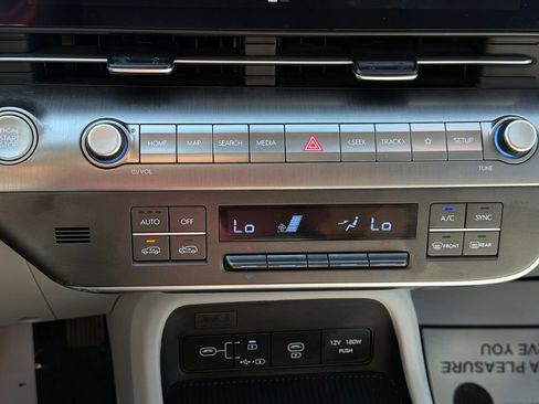 Used 2024 Hyundai Kona SEL FWD image 26