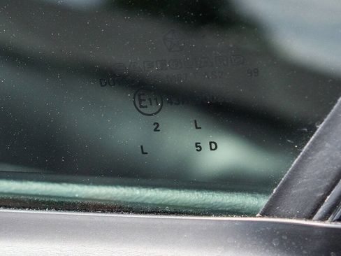 Used 1996 Dodge Viper GTS image 96