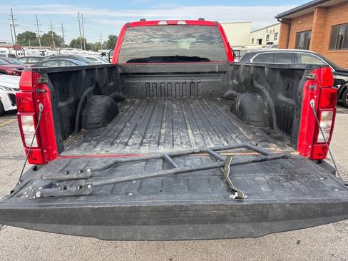Used 2022 Ford F350 XLT image 10