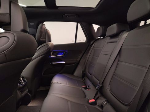 New 2026 Mercedes-Benz GLC 300 image 27