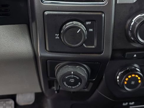 Used 2018 Ford F150 XLT w/ Equipment Group 302A Luxury image 18