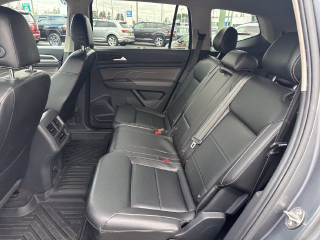 Used 2021 Volkswagen Atlas SE AWD/4WD image 14