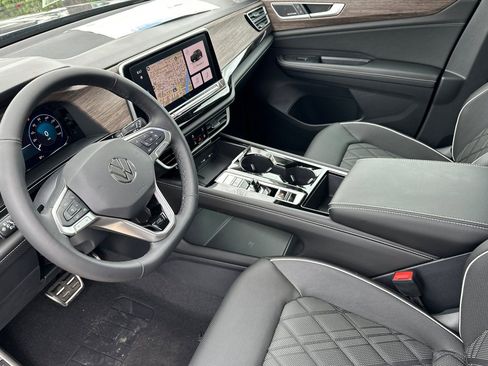 New 2026 Volkswagen Atlas SEL Premium R-Line AWD/4WD image 10