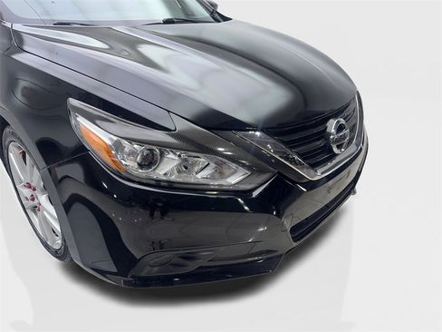 Used 2016 Nissan Altima 3.5 SL image 17