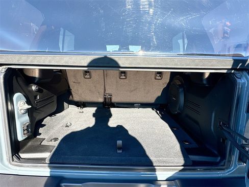 Used 2024 Jeep Wrangler Sport S image 25