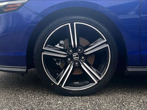 Used 2024 Honda Accord Sport image 7