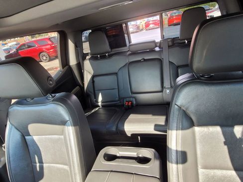 Used 2019 Chevrolet Silverado 1500 RST image 23