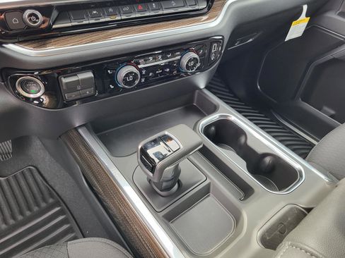 New 2026 Chevrolet Silverado 1500 RST w/ Z71 Off-Road Package AWD/4WD image 20