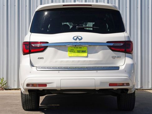 Used 2023 INFINITI QX80 Sensory w/ Cargo Package image 11