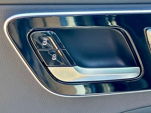 Certified 2026 Mercedes-Benz C 300 4MATIC Sedan image 34