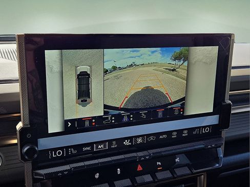 Used 2025 GMC Hummer EV 3X image 26